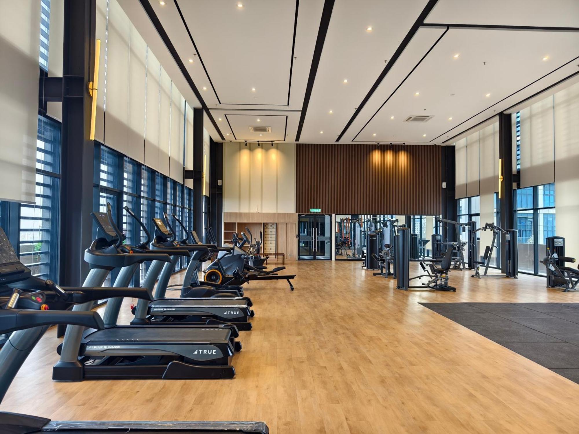 Mossaz Suites Empire City By Starwood Petaling Jaya Esterno foto